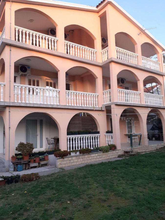 Apartments Dujlovic Privlaka  Eksteriør billede